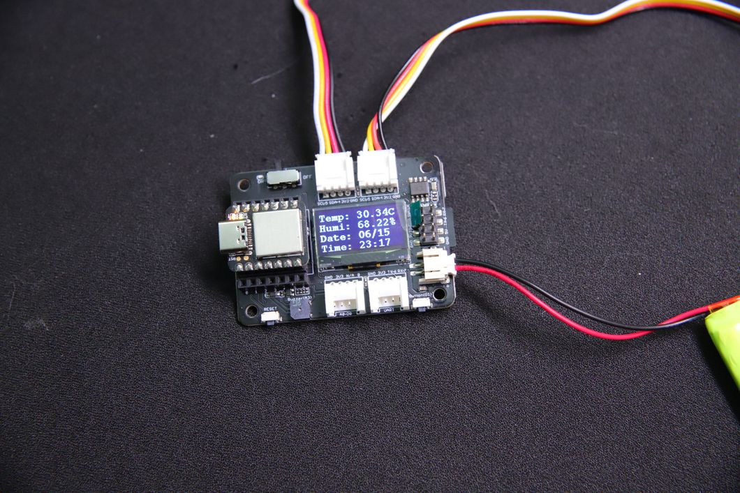 【開箱評測】Seeed Studio XIAO SAMD21 and Expansion Board 溫濕度感測記錄器教學範例